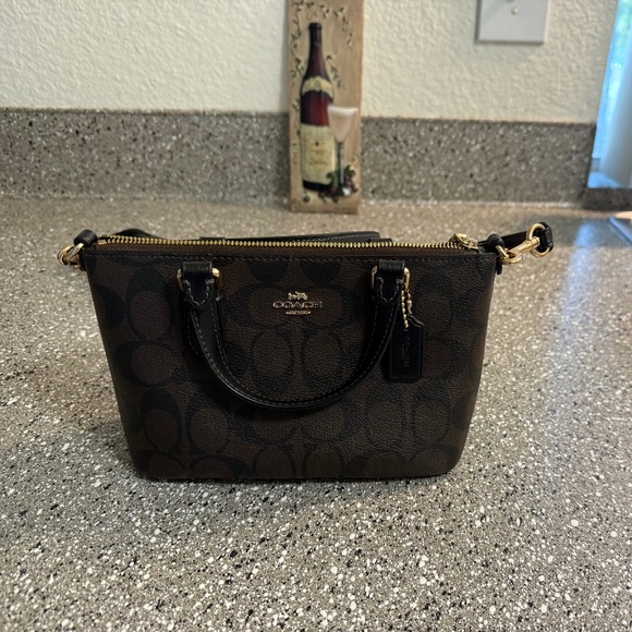 Coach Small Handbag - Picture 1 of 3